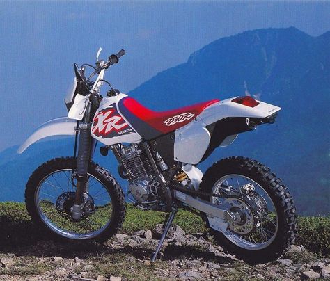 Honda Xr400, Honda Dirt Bike, Enduro Motocross, Dirt Biking, Mx Bikes, Motorcross Bike, Cafe Racer Girl, Dual Sport Motorcycle, Enduro Motorcycle