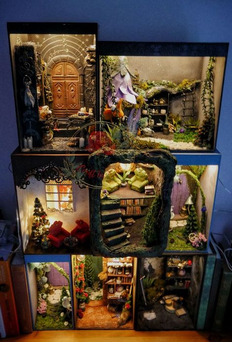 Christmas Book Nook, Potion Room, Nook Decor, The Witcher Books, Old Library, Winter Books, Library Room, Fairy Crafts, Room Garden