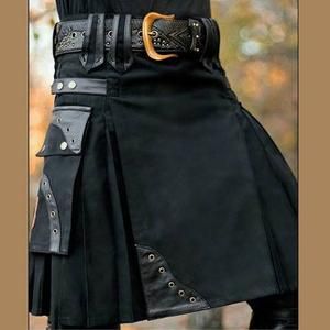 Scottish Handmade Negro Boda Hombres Utilidad Kilt | Etsy Steampunk Skirts, Pattern Skirts, Modern Kilts, Traditional Skirts, Scottish Clothing, Gothic Skirt, Utility Kilt, Fancy Costumes, Scottish Kilts