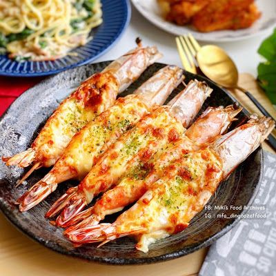 Miki's Food Archives : Grilled Creamy Cheese Prawn 芝士焗虾 【免烤箱】 Baked Prawns Recipe, Asian Prawns Recipe, Spot Prawns, Prawns Recipe, Grilled Prawns, Seafood Recipe, Prawn Recipes, Baked Roast, Shrimp Dishes