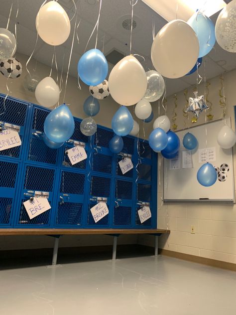 Locker Room Decorations Soccer, Soccer Locker Room Decorations, Locker Room Decorations Basketball, Senior Night Locker Room Decorations, Basketball Locker Room Decorations, Senior Night Locker Decorations, Senior Locker Decorations Ideas, Volleyball Celebration, Volleyball Locker Decorations Ideas