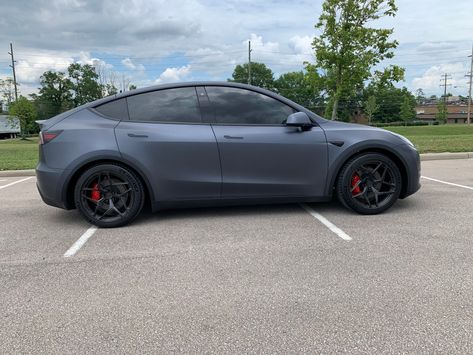 Tesla Y Wrap Ideas, Model Y Wrap Tesla, Tesla Model Y Wrap Colors, Tesla Model Y Grey, Tesla Wraps Model Y, Tesla Model Y Wrap, Tesla Y Model, Tesla Car Aesthetic, Model Y Tesla