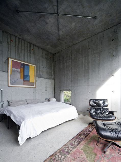 Concrete Bedroom Design, Concrete Home Interior, Concrete Bedroom, Brutalism Interior, Concrete Room, Concrete Interior Design, Brutalist Interior, Bunker Home, Zimmer Diy