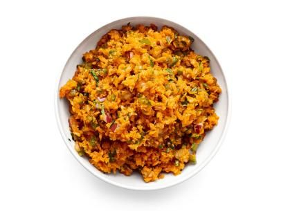 Carrot Salsa Recipe, Carrot Salsa, Football Food Healthy, Farm Recipes, Healthy Dressing, Shredded Carrots, Food Network Magazine, Delish Recipes, Football Food