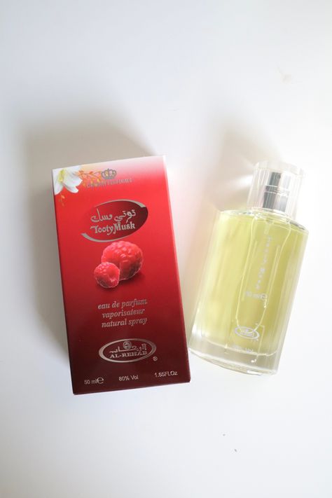 Detailed fragrance review for Tooty Musk by Al Rehab. Sweet fruity summer fragrance. Perfume Al Rehab Perfume, Perfume Sweet, Beauty Content Creator, Musk Perfume, Floral Scents, Perfume Jewelry, Beauty Content, Amazon Beauty, Fragrances Perfume Woman