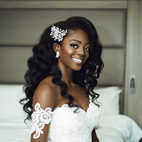 Wedding Hair Black, Afro Wedding Hairstyles, Black Brides Hairstyles, Romantic Updos, Cascading Curls, Natural Hair Wedding, Black Wedding Hairstyles, Natural Wedding Hairstyles, Bridal Glam