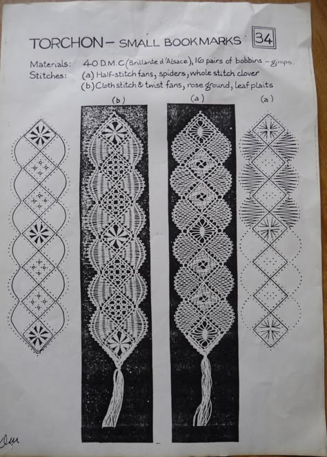 Bobbin Lace Tutorial, Bruges Lace, Lace Inspiration, Bobbin Lacemaking, Bobbin Lace Christmas, Lace Trees, Lace Weave, Bobbin Lace Patterns, Lace Crafts