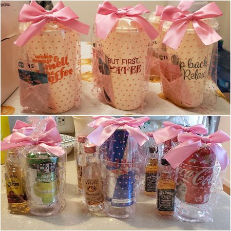 Shower Game Prizes, Baby Shower Game Gifts, Diy Baby Shower Games, Baby Shower Game Prizes, Baby Shower Girl Diy, Shower Prizes, Baby Shower Gift Bags, Baby Shower Party Games