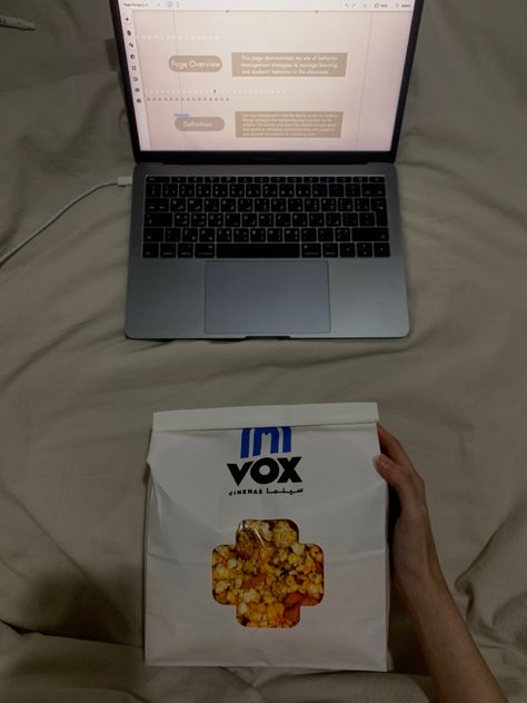 Vox Cinema, Cinema Popcorn, Eating Popcorn, Popcorn, Electronic Products, Quick Saves