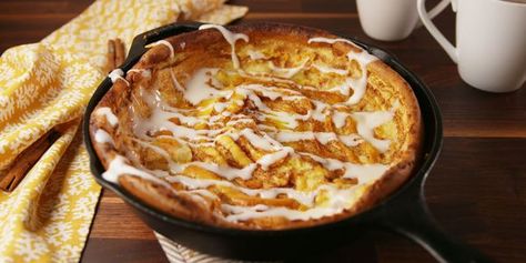 Best Cinnamon Roll Dutch Baby Recipe - How to Make Cinnamon Roll Dutch Baby Cheese Ball Bites, Dutch Baby Recipe, Dutch Baby, What's For Breakfast, Delish Recipes, Breakfast Items, Breakfast Dishes, Cinnamon Roll, Om Nom