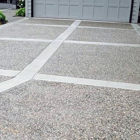 Concrete Driveway Ideas Drive Way, Concrete Driveway Ideas, Pebble Driveway, Decorative Concrete Driveways, Car Porch Design, Modern Driveway, Front Yards Curb Appeal, Driveway Ideas, Concrete Patio Designs