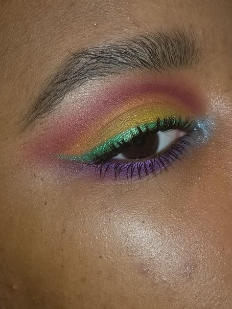 Pride Month Makeup Looks, Pride Makeup Ideas Easy, Easy Pride Makeup, Pride Month Makeup, Pride Stuff, Outfits New York, Pride Makeup, Makeup Stuff, Creative Eye Makeup