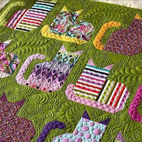 Now that @tulapink has shared the gorgeous quilts made of Tabby Road, I can share that I had the extreme pleasure to quilt this one for h... | Instagram Tula Pink Tabby Road Quilts, Pictorial Quilts, Cat Quilt Block, Tula Pink Quilt, Cat Quilts, Custom Quilting, Pink Quilt, Sewing Quilts, Cat Quilt