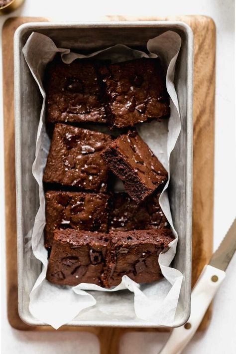 Small Batch Brownies in a Loaf Pan - Katiebird Bakes Coconut Oil Brownies, Oil Brownies, Best Vegan Brownies, Espresso Brownies, Vegan Brownies, Butter Brownies, Hazelnut Butter, Brownie Toppings, Vegan Brownie