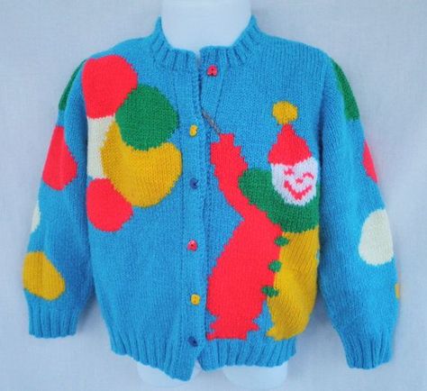 Clowncore Fashion, Clowncore Outfit, Clown Balloons, Cute And Creepy, Vintage Cardigan Sweater, Cute Clown, Heart Vintage, Funky Outfits, Vintage Cardigan