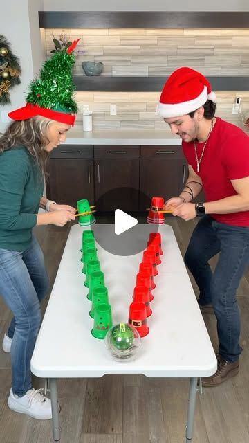 Solo Cup Christmas Game, Cup Games For Parties, Christmas Cup Game, Minute To Win It Christmas Games, Games For Christmas Party Families Fun, Christmas Minute To Win It Games, Minute To Win It Games For Kids, Fun Christmas Games For Family, Games To Play At Parties