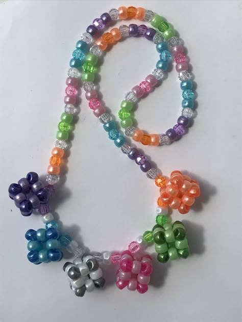 Kandi Bracelets Patterns, Shoelace Ideas, Pony Bead Jewelry, Kandi Bracelet Ideas, Kandi Inspiration, Kandi Necklace, Bubble Beads, Rainbow Loom Designs, Pony Bead Projects