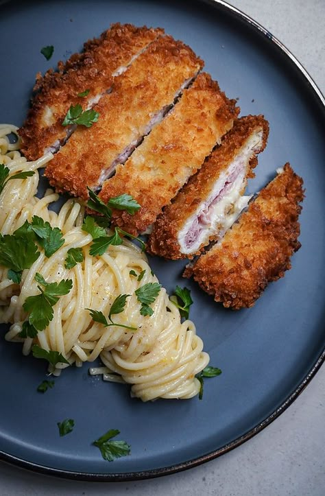 Cordon Bleu Aesthetic, Spaghetti Meals, Spaghetti Ideas, Cordon Bleu Pasta, Cordon Blue, Bleu Cheese, Chicken Cordon Bleu, 3 Eggs, Healthy Food Dishes