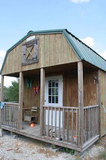 Shed Homeschool Room, Homeschool Shed Ideas, Homeschool Shed, Homeschool House, Homeschool Room, Barns Sheds, She Sheds, Back To Home, School House