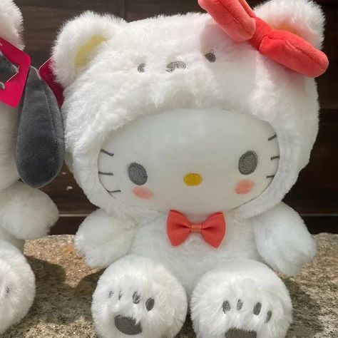 Plushies Hello Kitty, Sanrio Plushies, Bear Cute, Kitty Plush, Kawaii Plush, Hello Kitty Plush, Hello Kitty Items, Kids Pillows, Cute Toys