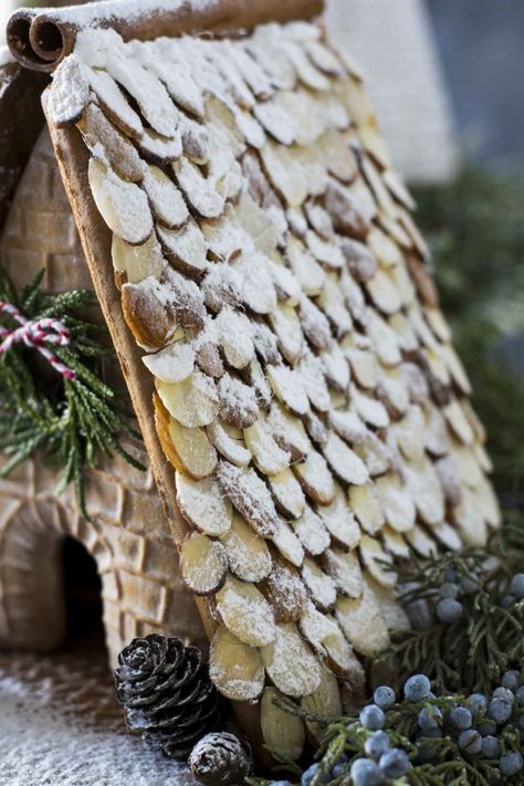 Gingerbread House Almond Roof, Gingerbread Gnome House, Gingerbread A Frame House, Unusual Gingerbread Houses, Real Gingerbread House Ideas, Gingerbread Structure Ideas, Gingerbread Jam, Gingrtbread Houses Ideas, Best Gingerbread House Recipe