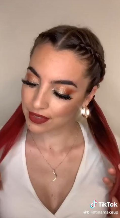 Youtube video compilation of the best braid tutorials on Tik Tok that are easy to do it yourself! Braid Hairstyle Tutorial, Tik Tok Hair, Photoshoot Hairstyles, Braid Tutorials, Braid Hairstyle, Braid Tutorial, Hairstyle Tutorial, Braided Hairstyles Tutorials, Cortes De Cabello