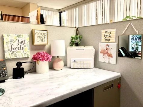 Pink Office Cubicle Decor, Pink Office Cubicle, Work Desk Aesthetic Cubicle, Boring Office Makeover, Aesthetic Cubicle Decor Office, Work Office Cubicle Decor, Minimalist Office Cubicle, Office Cubical Decorating Ideas, Decorate Desk At Work Office