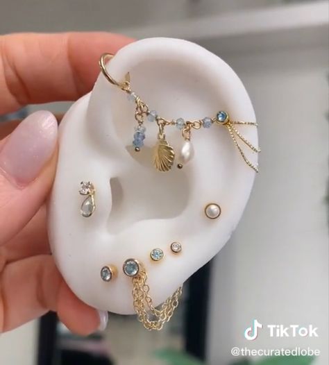 Ear Peircings, Cool Ear Piercings, Pretty Ear Piercings, Ear Style, Dope Jewelry, Ocean Theme, Classy Jewelry, Funky Jewelry, Jewelry Lookbook