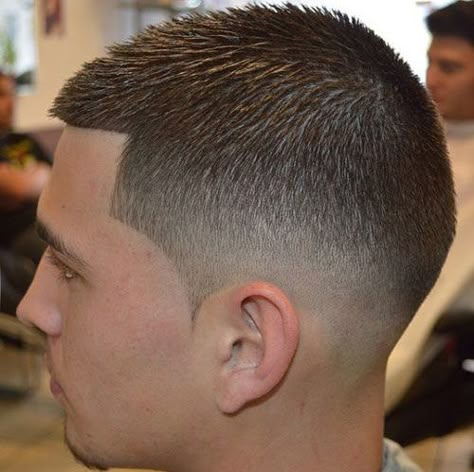 Fade Haircut - Mid Fade Medium Fade Haircut, Mid Fade Haircut, メンズヘア ショート, Best Fade Haircuts, Fade Haircut Styles, High Fade Haircut, Mens Hairstyles Fade, Low Fade Haircut, Men's Cuts