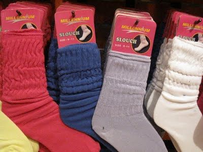 Slouch socks. They looked great with my rolled jeans, of course. 90s Fashion For Women, 1980s Childhood, Rolled Jeans, 90s Memories, 80’s Fashion, Slouch Socks, Childhood Memories 70s, 80s And 90s Fashion, The Good Old Days