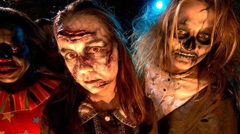 Scream your way through Fright Fest at Six Flags Magic Mountain, September 27-November 1, 2014. Halloween Fx, Six Flags Magic Mountain, Fright Fest, Magic Mountain, Event Guide, Horror Nights, Six Flags, The Frog, Amusement Park