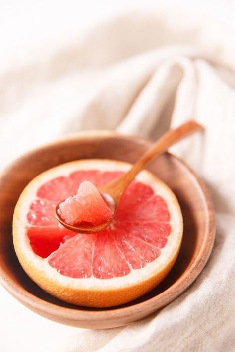 Nutrition Wallpaper, Still Life Practice, Food Poetry, Glasses Of Water A Day, Strawberry Cottage, Clementine Orange, Citrus Tree, Aesthetic Fruit, Citrus Grove