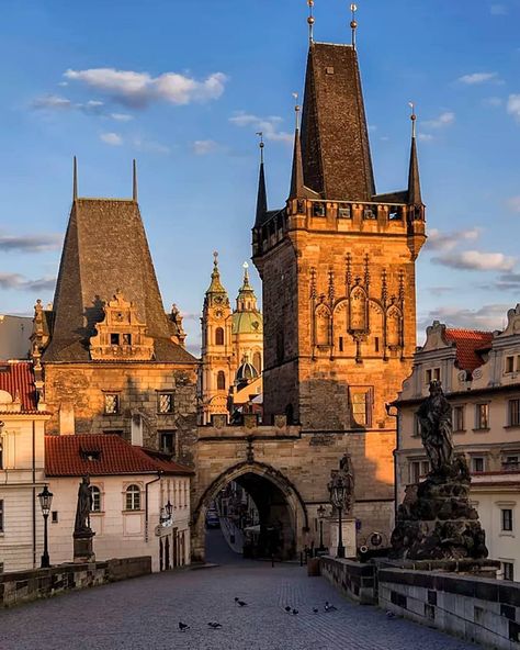 Charles University Prague, Best Christmas Destinations, Prague Charles Bridge, Prague Architecture, Charles Bridge Prague, Bridge Architecture, Poznan Poland, Best Travel Destinations, Christmas Destinations