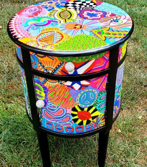 I will be at Chase Park this weekend (Fri-Sun) in Chatham Ma (Cape Cod). If your in the area, would love for you to stop by! #funkyfurniture Hand Painted Chairs, Painted Stools, Driftwood Art Diy, Whimsical Painted Furniture, Whimsical Furniture, Hippie Decor, Funky Painted Furniture, Painted Chairs, Colorful Table