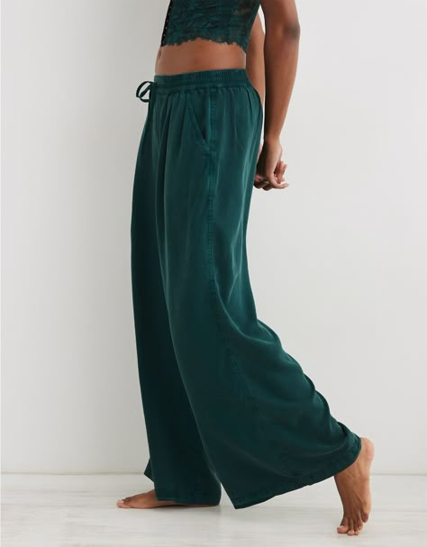 American Eagle Leggings, Wide Leg Pants High Waisted, Overall Jumper, Pants High Waisted, Flowy Pants, Fire Fits, Comfy Pants, Nautical Fashion, Wide Leg Pant