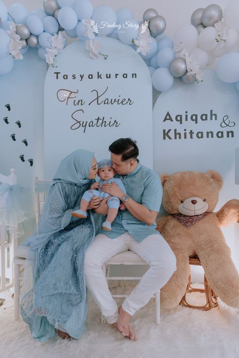 Aqeeqah Decoration, Decor Aqiqah Baby Boy, Backdrop Aqiqah, Decor Aqiqah, Aqiqah Decoration, Raya Ootd, Gold Wedding Reception Tables, Marriage Life Quotes, Gold Wedding Reception