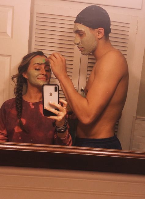 #spanight #facemask #spa #diy #boyfriend #goals #couple #goodnight #relax Spa With Boyfriend, Spa Night With Boyfriend, Couples Spa Night, Boyfriend Hair, Couples Spa, Goals Couple, Face Routine, Spa Night, With Boyfriend