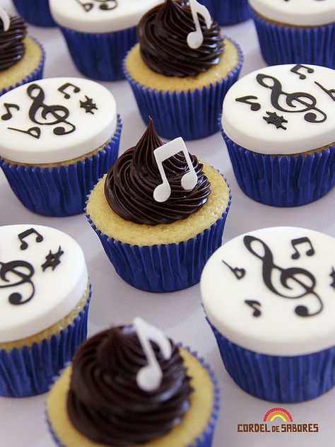 Cupcakes Music Kids Cake Ideas, Music Note Cupcakes, Music Cupcakes, Bolo Musical, Deco Cupcake, Music Themed Cakes, Piano Cakes, Music Cakes, Music Cake