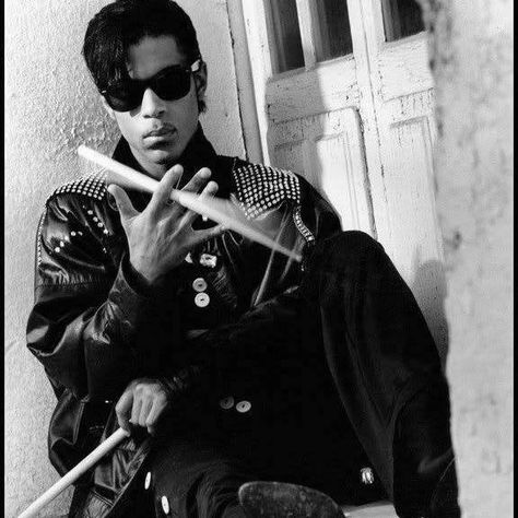 Since Prince's Passing - Post Pics Part 3 Mayte Garcia, Band Photoshoot, Sheila E, Band Photography, Roger Nelson, Prince Rogers Nelson, Senior Pictures Poses, The Flesh, Band Photos