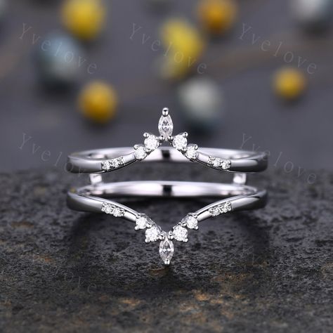 Top And Bottom Wedding Band, Wedding Band And Engagement Ring Set Silver, Wedding Band Insert, Wedding Band Ideas For Women, Marry Rings, Double Wedding Band, Wrap Wedding Band, Double Wedding Bands, Baguette Wedding Band