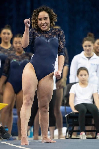 Katelyn Ohashi, Akali League Of Legends, Amazing Gymnastics, Gymnastics Poses, Gymnastics Photos, Gymnastics Photography, Usa Gymnastics, Gymnastics Pictures, Olympic Gymnastics