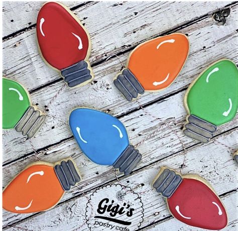 Light Bulb Sugar Cookies, Christmas Bulb Cookies, Light Bulb Cookies Decorated, Christmas Light Cookies Decorated, Christmas Lights Cookies, Christmas Light Cookies Royal Icing, Light Bulb Christmas Cookies, Christmas Light Sugar Cookies, Light Bulb Cookies