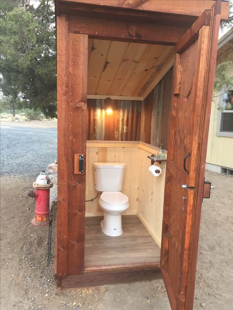 Outdoor Toilet Ideas, Outhouse Bathroom, Outside Toilet, Out Houses, Outdoor Bathroom Design, Outdoor Toilet, Outdoor Bathroom, Back Deck Decorating, Small Deck Decorating Ideas