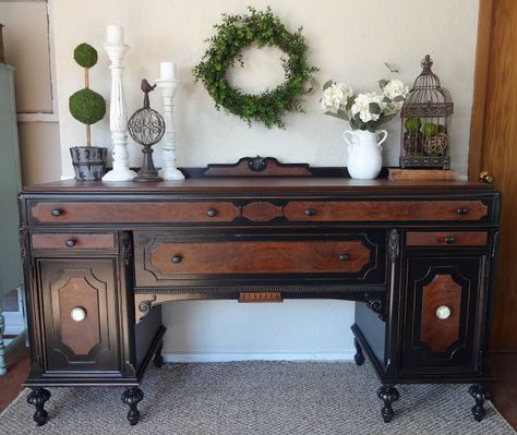 Antique Buffet Makeover, Muebles Shabby Chic, Buffet Makeover, Antique Buffet, China Cabinets, Furniture Rehab, Black Furniture, Refurbished Furniture, Furniture Restoration