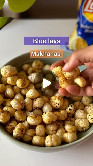 Makhana Snacks Recipe, Lays Recipe, Lays Flavors, Ginger Powder, Chaat Masala, Masala Recipe, Snack Recipes, Snacks, Quick Saves