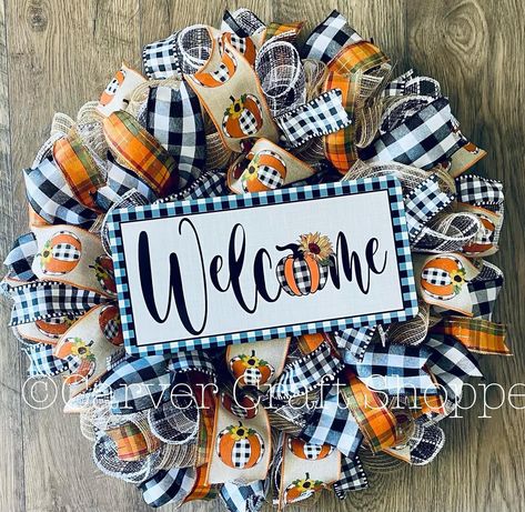 Fall welcome wreath! $65 plus shipping #fall #falldecor #pumpkin #farmhousedecor #farmhousestyle #wreath #wreathsofinstagram #wreathsforsale #smallbusinessowner #smallbusiness #carvercraftshoppe Wreaths For Sale, Welcome Wreath, Farmhouse Style, Fall Decor, Farmhouse Decor, Wreath, On Instagram, Quick Saves, Instagram