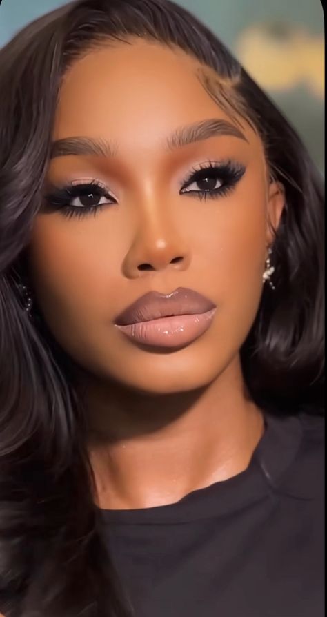 Natural Makeup Look Black Women, Makeup Look Black Women, Black Bridal Makeup, Brown Girls Makeup, Natural Glam Makeup, Natural Makeup Look, Makeup For Black Skin, Brown Skin Makeup, Black Bridal