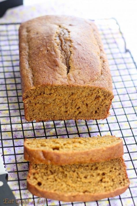 Eat Good 4 Life » Low-fat pumpkin bread Pumpkin Pound Cake, Meals Kids Love, Low Fat Desserts, Recipe Photo, A Loaf Of Bread, Points Recipes, Biggest Loser, Loaf Of Bread, Pumpkin Bread Recipe