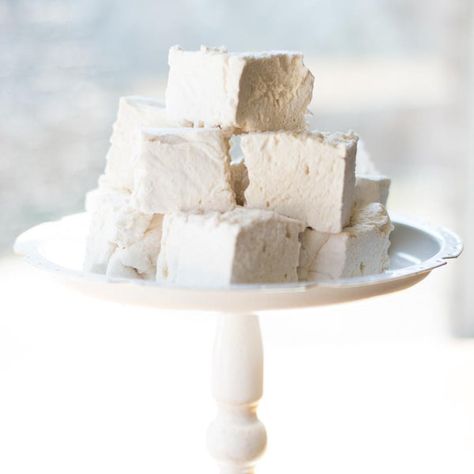 Trying to avoid sugary treats during the holiday season can be a big challenge, especially if you have children who are craving something sweet (not to mention yourself). Instead, why not get creative in the kitchen with one of our healthier options. Here's our recipe for Healthy Homemade Gelatin Marshmallows. Tell us