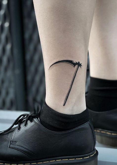 Reaping-Hook Tattoo - Get an InkGet an Ink Dota Tattoo, Hook Tattoos, Emo Tattoos, Tato Minimal, Uv Tattoo, Circle Tattoos, Sharpie Tattoos, Wicked Tattoos, Small Pretty Tattoos